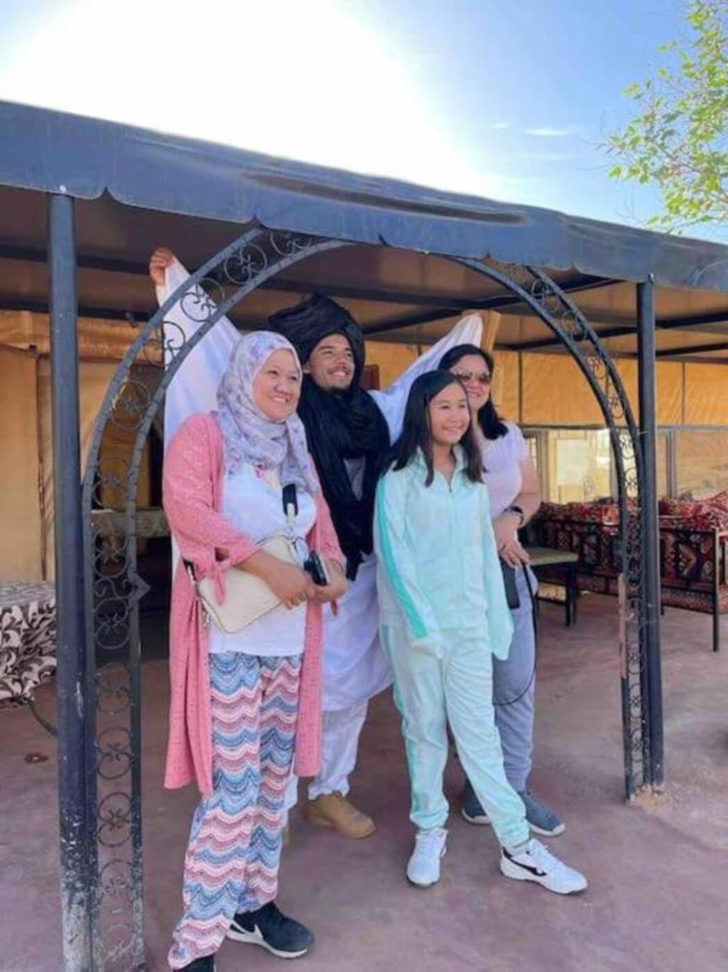 Merzouga Camp & Desert Activities Экстерьер фото